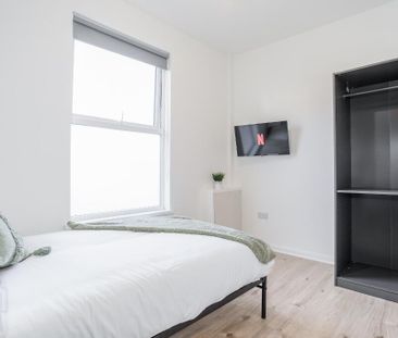 Room 1, 9 Frank Street, Belfast, BT5 4NW - Photo 4