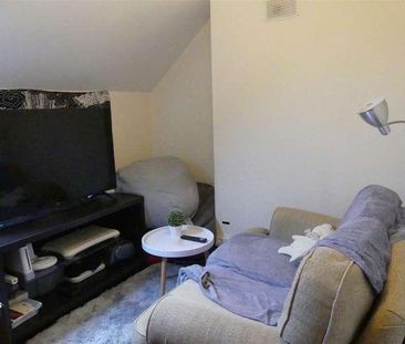 East Parade, Ilkley, LS29 - Photo 2