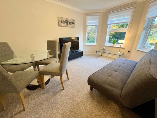 RICHMOND PARK ROAD, CHARMINSTER (P07839) - Photo 1