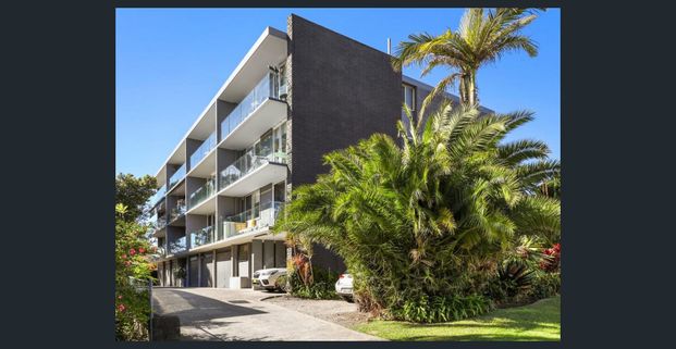 Stylish Apartment in the Heart of Mona Vale - Photo 1