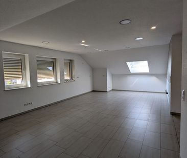 Große Dachgeschosswohnung in Holthausen-Biene - Photo 1