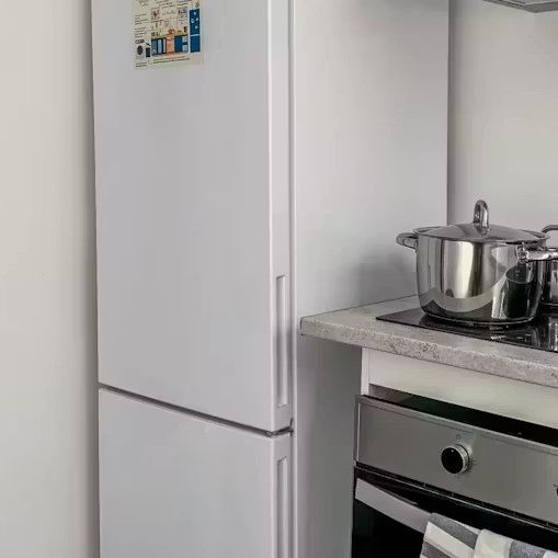 Carrer de lAntiga Travessera, L'Hospitalet de Llobregat, Catalonia 08906 - Photo 1