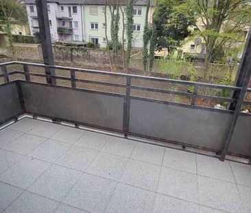 Moderne 2-Zi-Wohnung mit Balkon in Stadtnähe - Photo 1