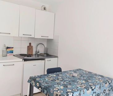 NICE - PASTEUR - STUDIO MEUBLE - BALCON - Photo 4