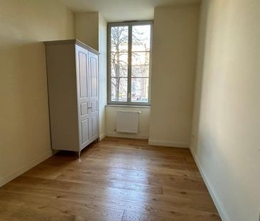 Location Appartement 3 pièces 59m² MULHOUSE 68200 - Photo 3