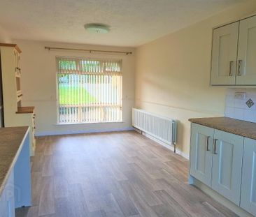 1 Dhu Varren Park South, Portrush, BT56 8HZ - Photo 5