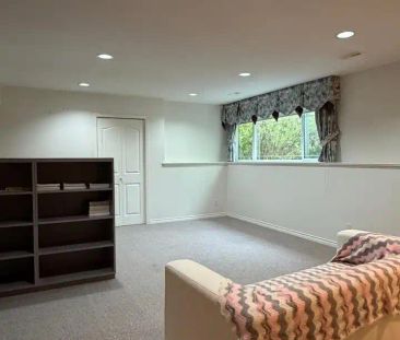 2533 JADE PLACE — 3 Bedroom - Photo 1