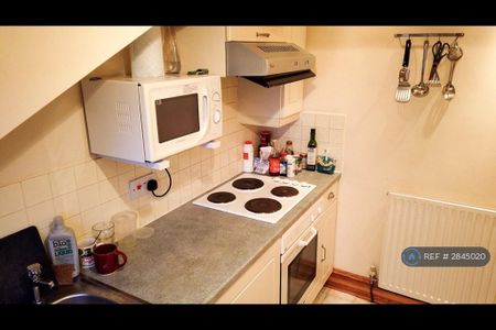 1 bedroom flat to rent - Photo 5