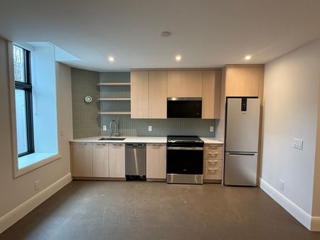 For Lease - 328 Palmerston Boulevard Unit# Lower, Toronto, Ontario - Photo 5