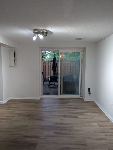 For Lease - 30 Green Valley Drive Unit# 9, Kitchener, Ontario - Photo 5