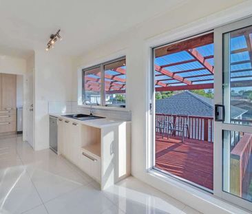 Nice family home in Glenfield - Photo 5