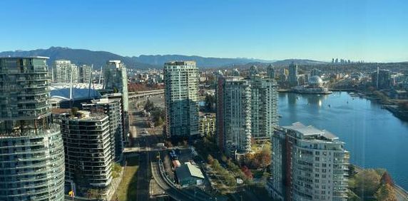 1BR+Den Amazing Waterfront Residence - Photo 2