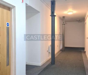 1 bedroom ground floor flat to rent - Photo 1