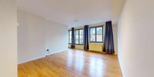 Appartement te huur in Brussel voor € 1.120 met 1 slaapkamer - Photo 1