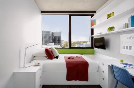 5 Bed Ensuite Double View - Photo 5