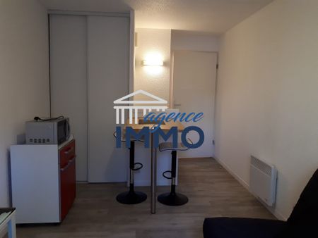 Studio meublé en excellent état - Proche CITADELLE - Photo 5