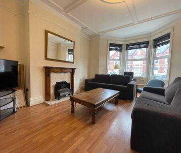 1 bedroom in a house share to rent - Photo 4