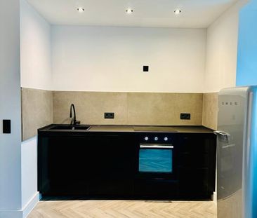 Hochwertig saniertes/möbliertes Apartment in Pempelfort - Photo 3