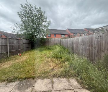2 bedroom semi-detached house to rent - Photo 6