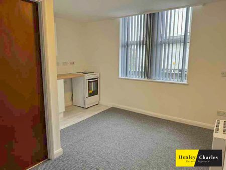 1 Bedroom Flat For Rent - Photo 3