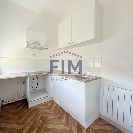 Location Appartement 3 pièces 66m² AUMALE 76390 - Photo 4