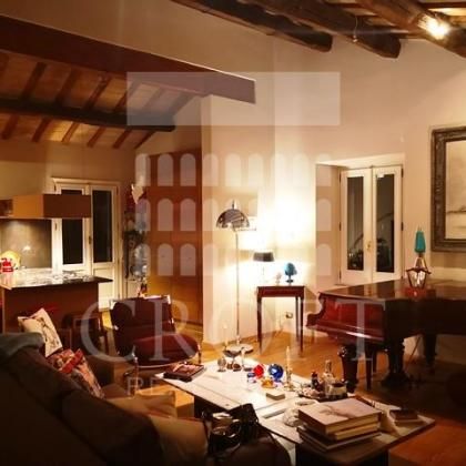 Attic-Piazza Navona: Short Stay. beautiful, fully furnished 1 Bedroom + Guest bed, 1 bath in period building with 2 large private terraces. Parquet floors, air conditioning, chef's kitchen, views, silent and bright. REF 2064 - Photo 5