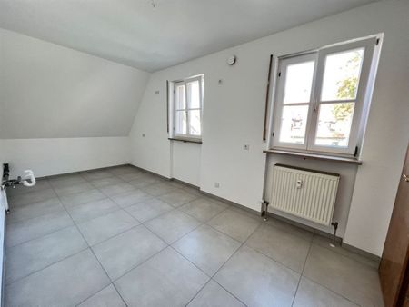 Zentrale Lage Fischbach! Freie 3-Zimmer-DG-Wohnung! TG-Stellplatz möglich! - Foto 5