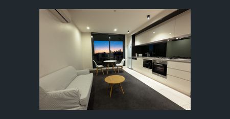 Cornerstone of Contemporary Style and Convenience - Photo 2