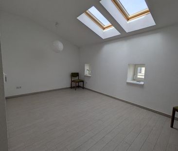 Rostock Innenstadt: 3-Zimmer-Wohnung mit Balkon & Einbauküche - Photo 3