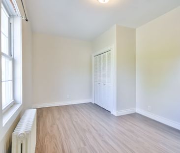 For Lease - 280 Bells Lane Unit# 1, Innisfil, Ontario - Photo 2