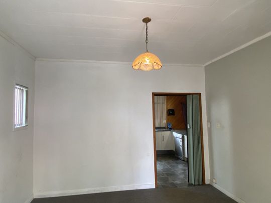 8 Freyberg Avenue, Papatoetoe - Photo 1