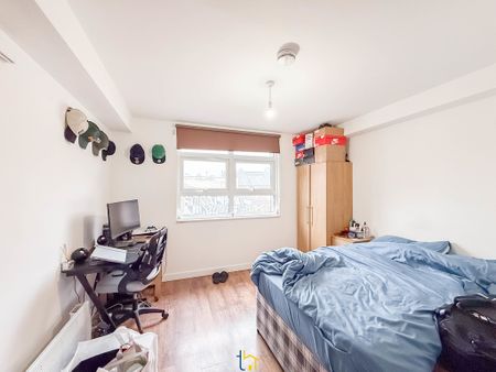 3 bed apartment to rent in Southampton Street, Leicester, LE1 - Photo 4