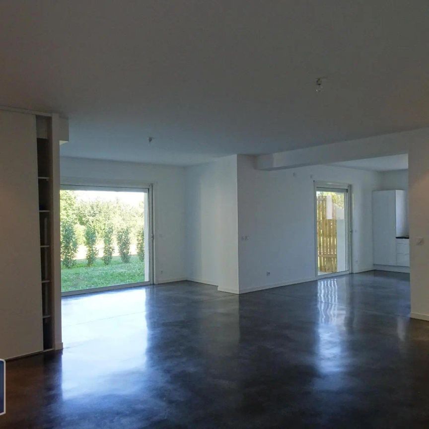 Appartement à louer 4 pièces 129.64m² - Photo 1