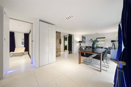 4 bedroom detached house to rent - Photo 2