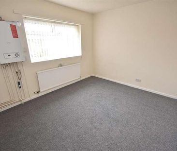Ivy Lane, Moreton, CH46 - Photo 2