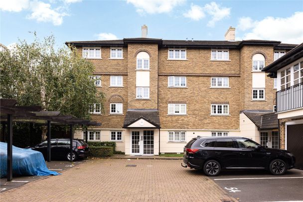 Selhurst Close, London, SW19 flat to rent - Photo 1