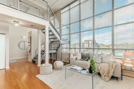 For Lease - 300 Manitoba Street Unit# 301, Toronto, Ontario - Photo 2