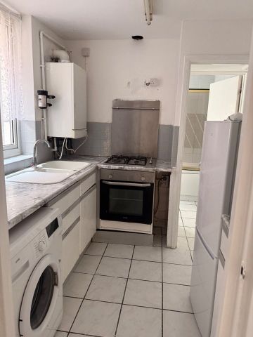 2 Bed Terraced House, Malvern Road, LU1 - Photo 3