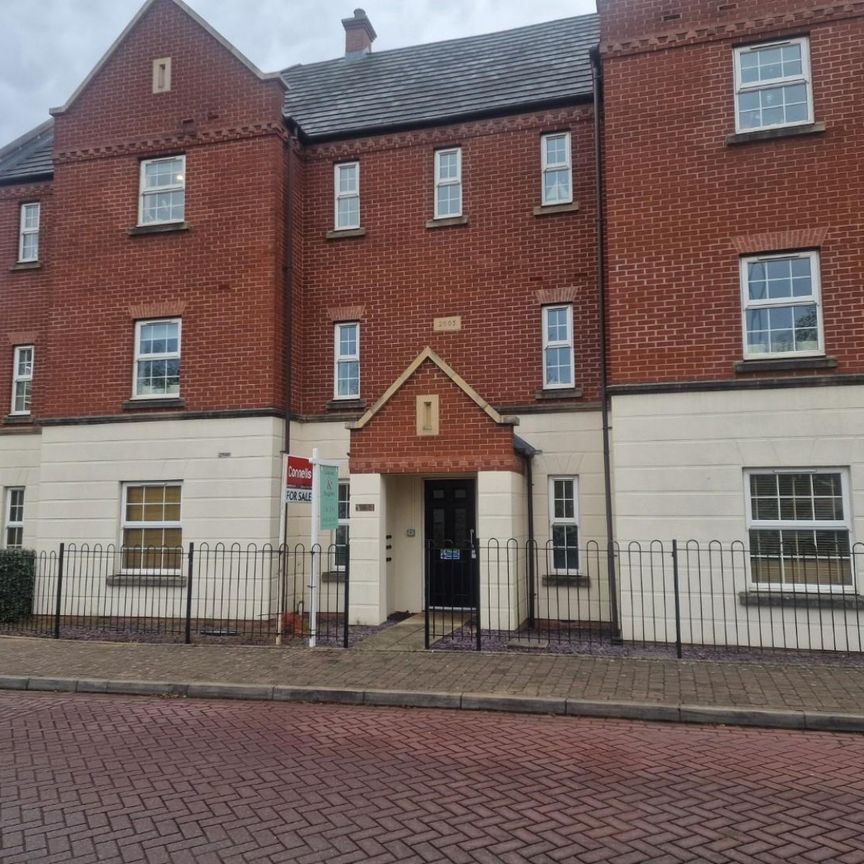 Harleston House, Deykin Road, Lichfield, Staffordshire - Photo 1