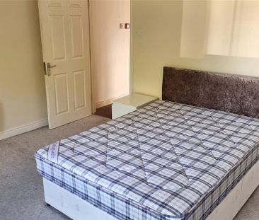 5 bedroom terraced house to rent - Photo 5