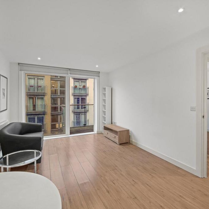 1 bedroom flat to rent - Photo 1