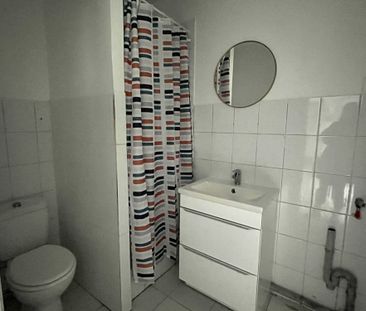 Location Appartement 2 pièces 45m² ROUBAIX 59100 - Photo 2