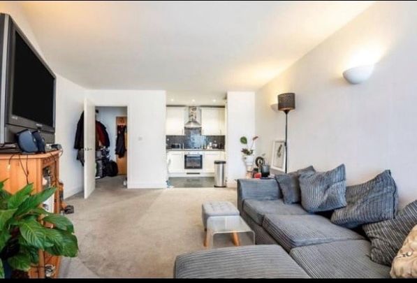 1 Bed Flat, The Odeon, IG11 - Photo 1