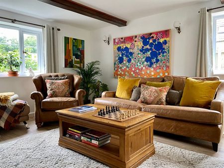 River Cottage - Photo 2