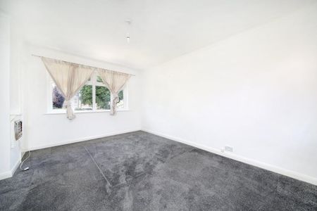 3 bedroom detached house to rent - Photo 5