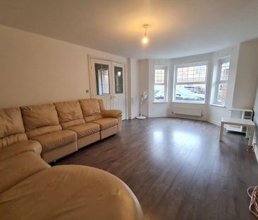 Aintree Drive, Woodfield Plantation, DONCASTER - Photo 3