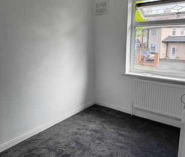 3 Bed Semi-Detached House, Fanshawe Road, B27 - Photo 3
