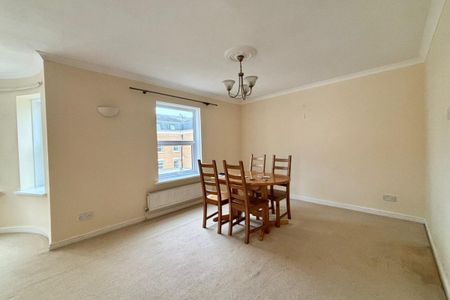 Grosvenor Square - Photo 4