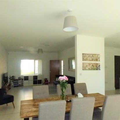 4 bedroom property to rent in Topsham - Photo 1