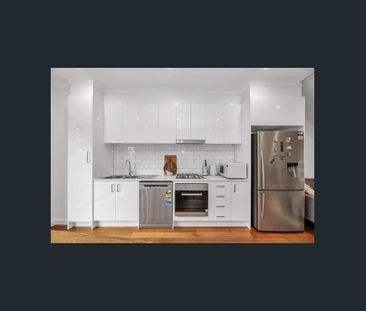 Sophisticated modern living - Photo 6